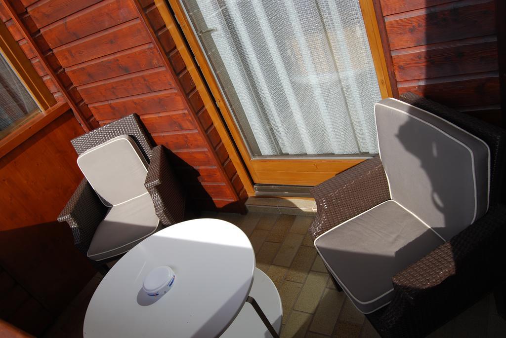 Appartement Zweikofelblick Jenig Eksteriør billede