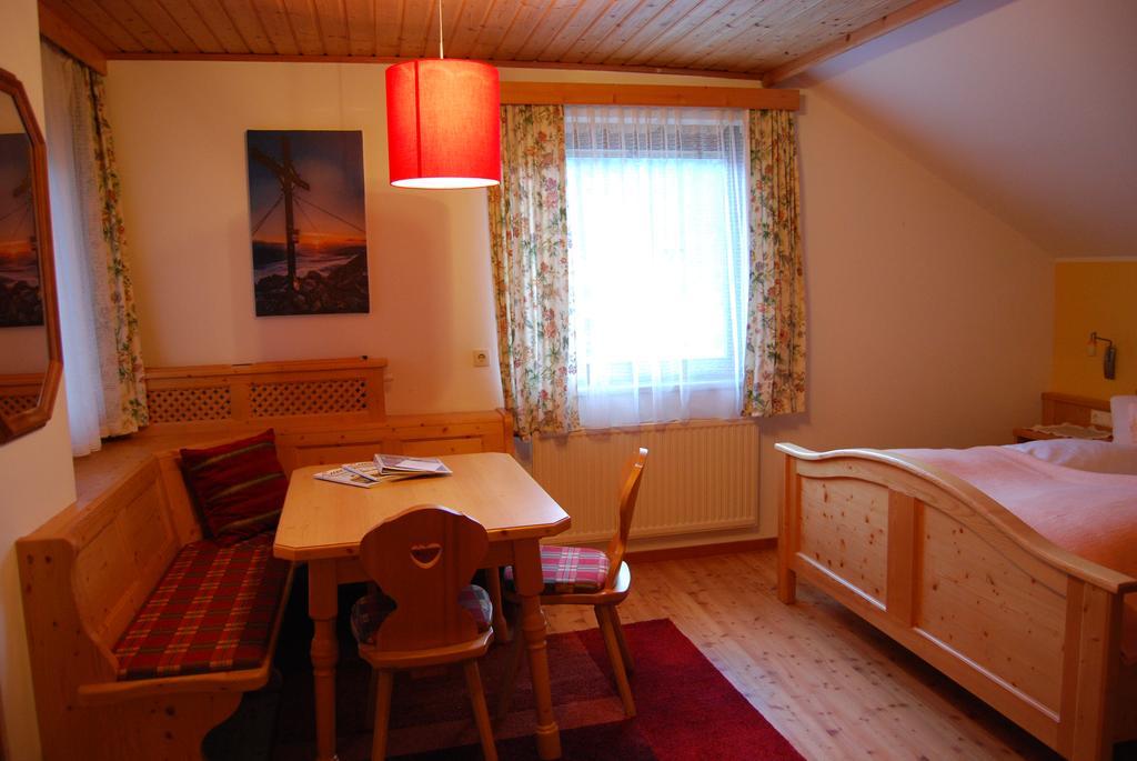 Appartement Zweikofelblick Jenig Eksteriør billede
